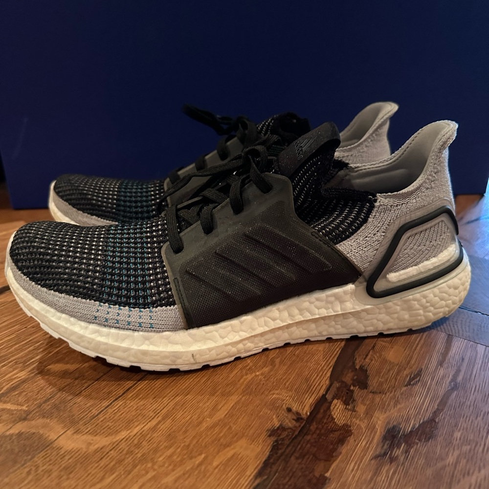 Adidas ultraBOOST 19 running shoes